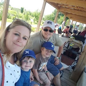 Meet your Posher, Laura